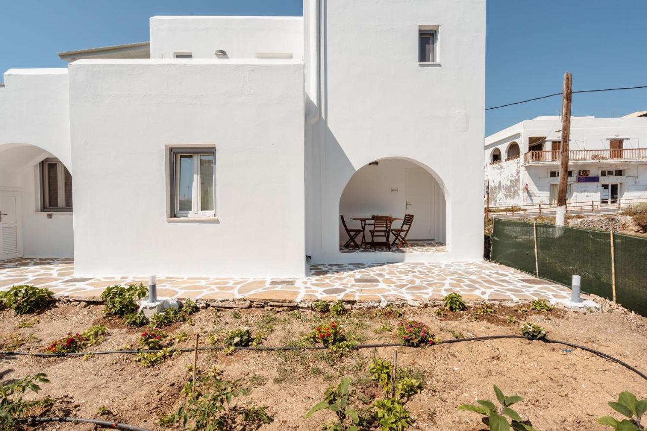 Celestial Seaview Apartments- Apollon Naxos City Екстериор снимка
