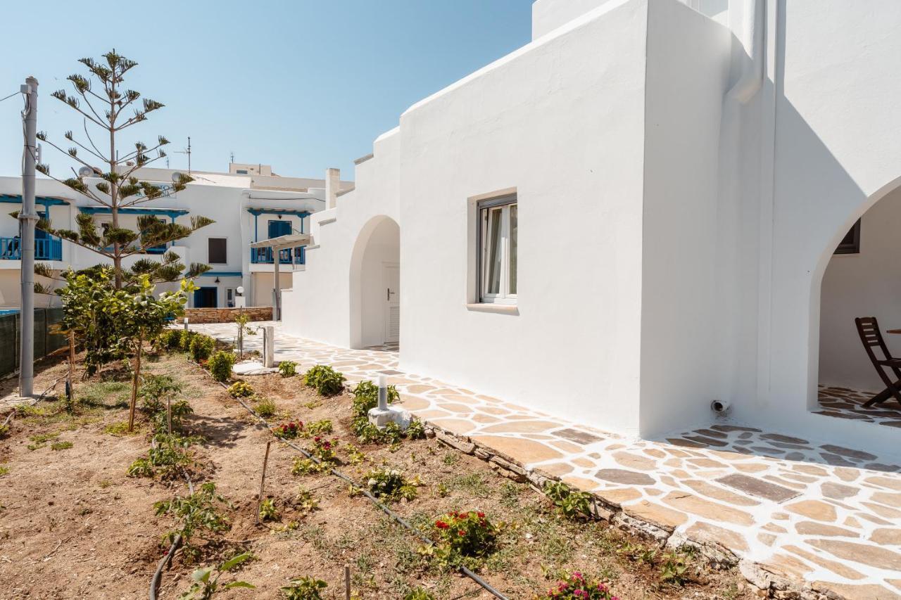 Celestial Seaview Apartments- Apollon Naxos City Екстериор снимка